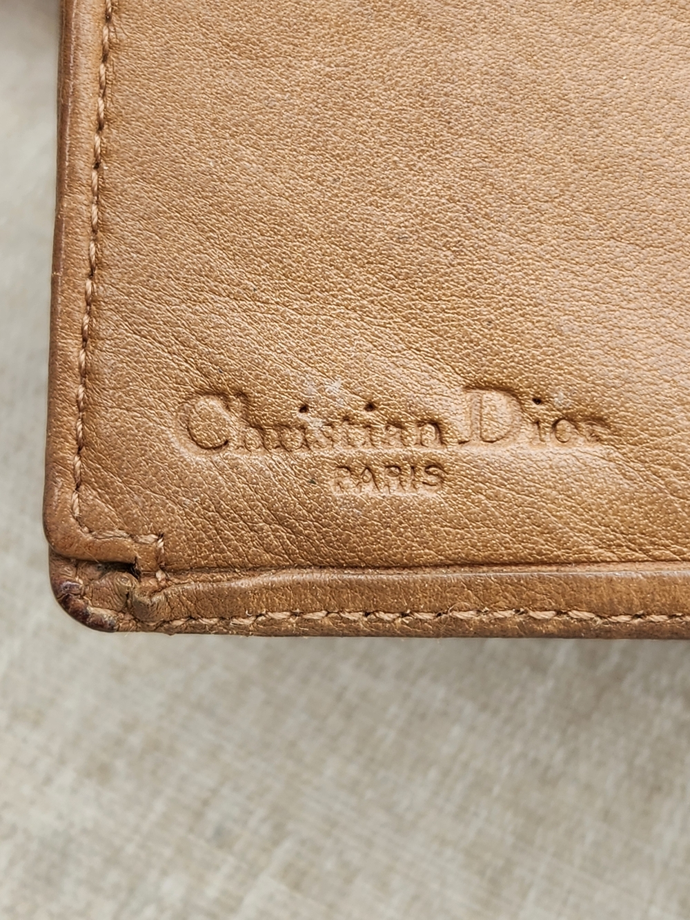 Authentic Christian Dior Beige and Brown Patterned VINTAGE Women's Clutch Wallet - Picture 6 of 14